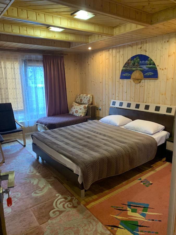 Celebrity Villa Kamianets Podilskyi Bagian luar foto