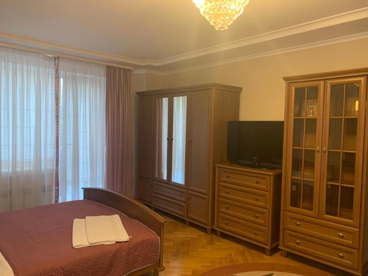 Celebrity Villa Kamianets Podilskyi Bagian luar foto