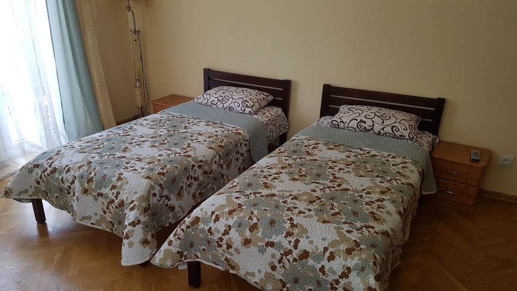Celebrity Villa Kamianets Podilskyi Bagian luar foto