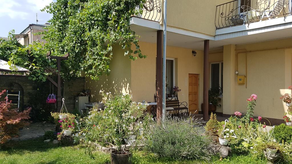 Celebrity Villa Kamianets Podilskyi Bagian luar foto