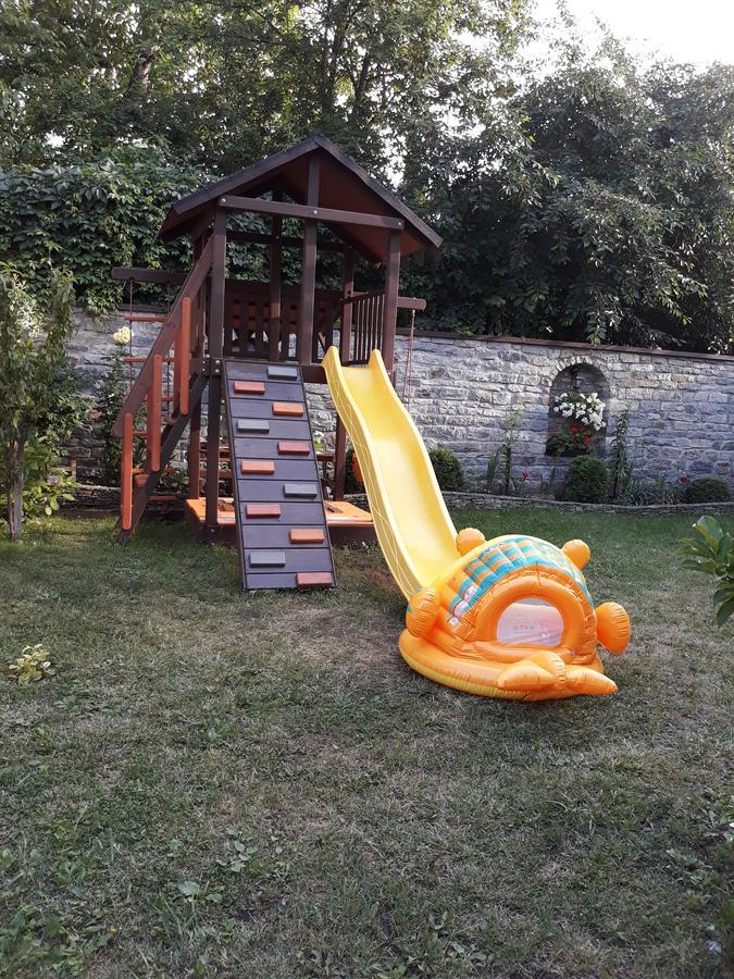 Celebrity Villa Kamianets Podilskyi Bagian luar foto